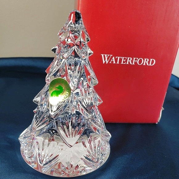 Waterford Crystal Christmas Tree Solid Sculpture Figurine With Box 10 cm - Picture 2 of 10